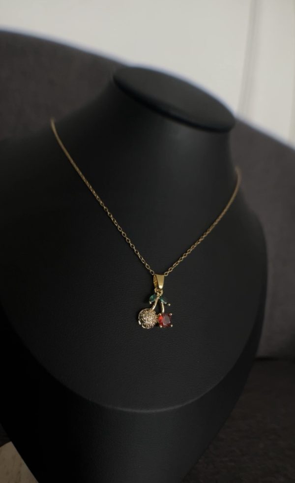 Ruby red - Image 2
